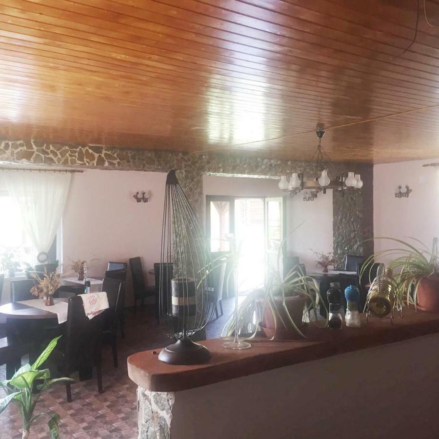 Casa Albert Valea Avrigului Ngoại thất bức ảnh